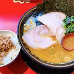 ラーメン 厚木家 - 