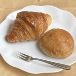 パン・ナガタ - 「クロワッサン」と「塩丸パン」