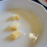 セットのコーンスープ。