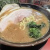 豚骨醤油ラーメン 王道家 柏店