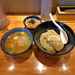 麺家 たけ田 - 親蟹白湯つけ麺と蟹ごはん