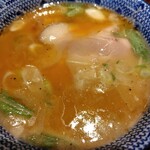 麺家 たけ田 - つけ汁アップ