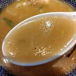 麺家 たけ田 - スープの感じ