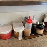 博多ラーメン 長浜や - 卓上