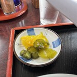 しおえ - 漬物も美味しいです