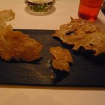 レストラン マノワ - えびのタルタルとカリカリのえび（桜えび）のチュイル（2014.5）