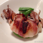 ファニエンテ - 2014.5.22(木)19時半 コース料理6000円+飲物代
      デザイン店舗にリーズナブルなコース料理、料理人との距離が近い、全てのバランス良し(*^-^*)