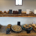 天然こうぼぱん とことこ - 目移りしまくり〜ノ(O_O)