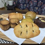 天然こうぼぱん とことこ - ちょいと角度を替え〜ノ( ・∇・)