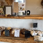 天然こうぼぱん とことこ - 黒札の新人パン達〜ノ(*^^*)