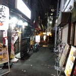 鶴亀 - 外観(2024年12月7日撮影)