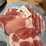 しゃぶしゃぶ すき焼き 食べ放題 和牛と豚 - 