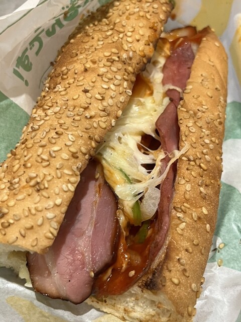 SUBWAY Ochanomizu Ekimae Famirimatoten