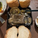 ナガヤ103 - 白身魚と浅利のアヒージョ