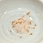 かつぎや - 海老塩で食べるのが乙な味です