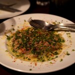 くまのワインハウス - カワハギのカルパッチョ