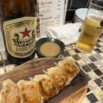 アガリコ餃子楼 皮から手打ち餃子＆オリエンタルタパス - 