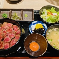 炭火和牛焼肉もうもう亭 広小路店 - 