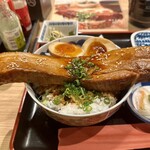 酒場フタマタ - 豚角煮丼定食