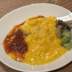 ワーク アンド カフェ SHUGO - 量を調節してくれるふわふわオムライス