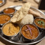 エリックサウス 高円寺カレー＆ビリヤニセンター - 夜定食　エリックミールス　1,999円