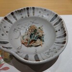 鮨 功 - 鯛とほうれん草の白和え