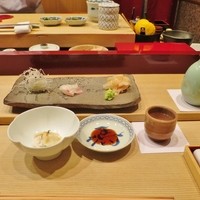 銀座 鮨 かねさか 本店 - つまみ/たいら貝・鯛