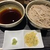 なぜ蕎麦にラー油を入れるのか。 大塚店