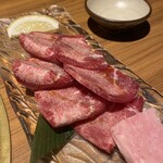 焼肉 龍王館 - 上塩タン