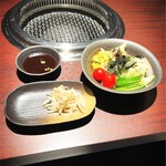 焼肉きたじま - ナムルもサラダも食感が素晴らしい(o^^o)
