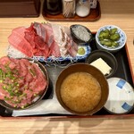 魚菜はざま - 刺し盛り定食・ねぎとろ