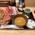 魚菜はざま - 刺し盛り定食・ねぎとろ