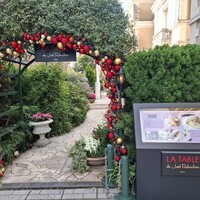 ガストロノミー ジョエル・ロブション - 