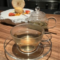 Petite amie et Coffre à jouet - 