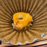 にしむら - とらふぐの白子　濃厚卵黄ソース　酢飯