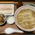 炭火焼濃厚中華そば 海富道 - 