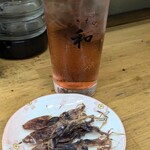 やきそば 和 - ホタルイカとブドウエキスチューハイ。