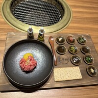 中目黒焼肉 登牛門 - 
