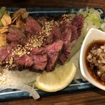 もつ焼き煮込み 楓 - 