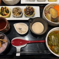 ヒル薬膳粥・ヨル貝料理カイノクチ - 