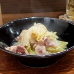 桶家乃隠居 - ブタ白菜