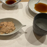 鮨 やすみつ - 鮟肝　新政 陽乃鳥