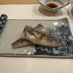 鮨 やすみつ - 目光