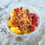 Tropical Tribe - Tropical Tribe Bowl (Regular 16oz.) $11.4
            Sunset topping +$1.7
            （約2096円 2024年5月時点）