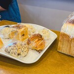 スピッツベーカリー - 今日買ったパン