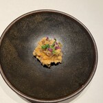 275640172 - 