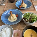 つるよし料理店 - 白身魚ムース、パリパリなサラダ