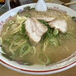 江ちゃんラーメン - 美味いラーメン！常に大盛っす！