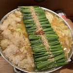 博多もつ鍋 前田屋 総本店 - 和牛もつ鍋 みそ味