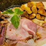 燃えよ麺助 - わお